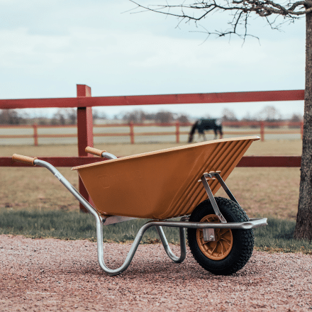 Alternative view of Skottkärra plast 100 l luftgummihjul guld